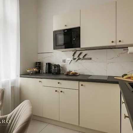 Grodzka Corner By Luvaro Apartmanhotel Krakkó