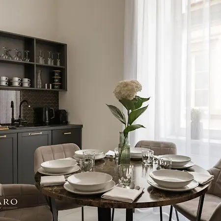 Grodzka Corner By Luvaro Apartmanhotel